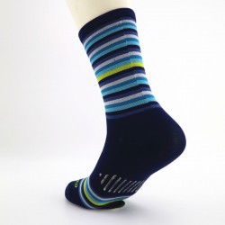 YF&TT cycling socks, outdoor sports socks, running socks, basketball socks, sweat-wicking and breathable, deodorizing socks.