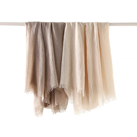 Solid cotton and linen scarf for women, artistic sunscreen silk scarf, long beach scarf, wholesale, Japanese-style gauze scarf, upscale look. Solid cotton and linen scarf for women, artistic sunscreen silk scarf, long beach scarf, wholesale, Japanese-style gauze scarf, upscale look.