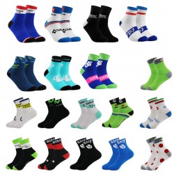 YF&TT outdoor sports socks, cycling socks, basketball socks, soccer socks, running socks, and hiking socks (trademark).