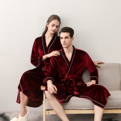 Thick, warm, loose flannel nightgown for men, simple, loose, plus-size, long coral fleece bathrobe for women, autumn and winter.