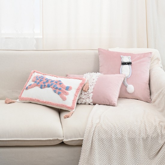 Cross-border Nordic hot-selling Halloween mesh cushion covers with bat and ghost designs for living room sofas and holiday decorations. Cross-border Nordic hot-selling Halloween mesh cushion covers with bat and ghost designs for living room sofas and holiday decorations.