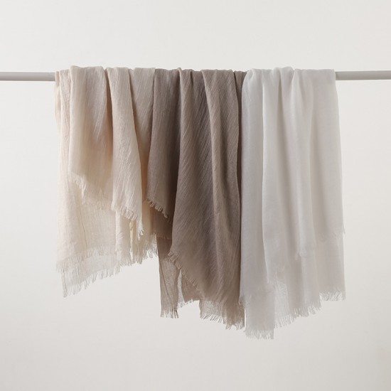 Solid cotton and linen scarf for women, artistic sunscreen silk scarf, long beach scarf, wholesale, Japanese-style gauze scarf, upscale look. Solid cotton and linen scarf for women, artistic sunscreen silk scarf, long beach scarf, wholesale, Japanese-style gauze scarf, upscale look.