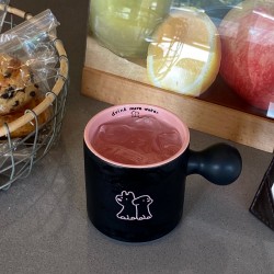 Mid-century style homemade simple graffiti stemware glass, retro and elegant large capacity water and juice cup.