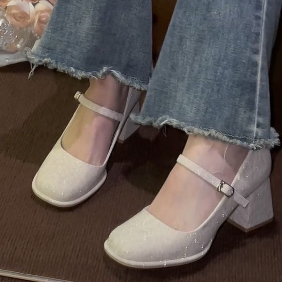 French-style, single-strap, thin-strap, wedge sandals for women, square-toed, open-toed, high-heeled Roman sandals for women, matching skirts. French-style, single-strap, thin-strap, wedge sandals for women, square-toed, open-toed, high-heeled Roman sandals for women, matching skirts.