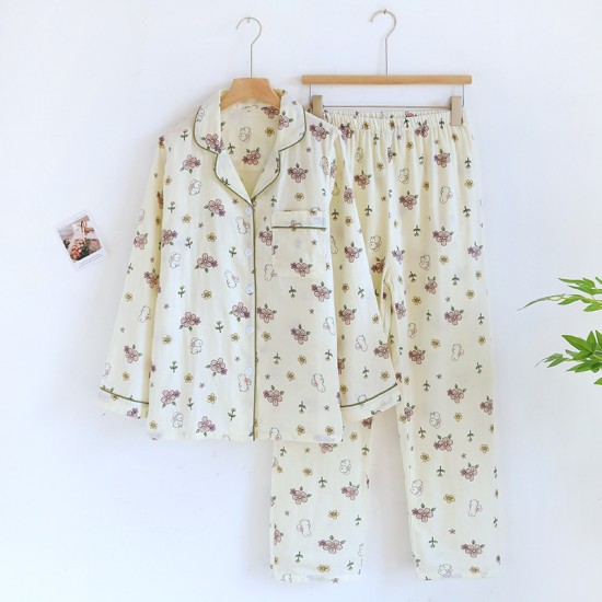 Women's Pajamas, Pure Cotton Plaid Air-layer quilted couple's thickened, warm autumn and winter loungewear, loose and casual trousers. Women's Pajamas, Pure Cotton Plaid Air-layer quilted couple's thickened, warm autumn and winter loungewear, loose and casual trousers.