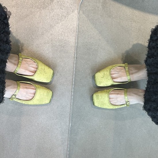 Green wonderland! Satin pointed-toe bow high heels for women, spring shallow-cut sandals. Green wonderland! Satin pointed-toe bow high heels for women, spring shallow-cut sandals.