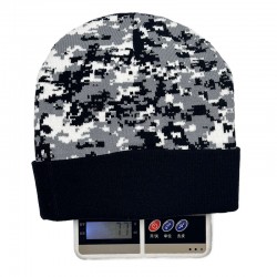 New cross-border camouflage jacquard knitted hats for men and women, fashionable cuffed beanies for autumn and winter outdoor warm knitted hats.