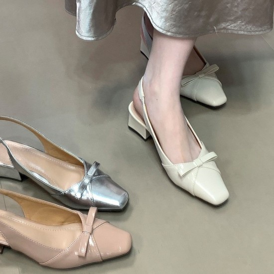 A pearl! High-end white women's flip-flops, 2023 summer thong stiletto high heels.