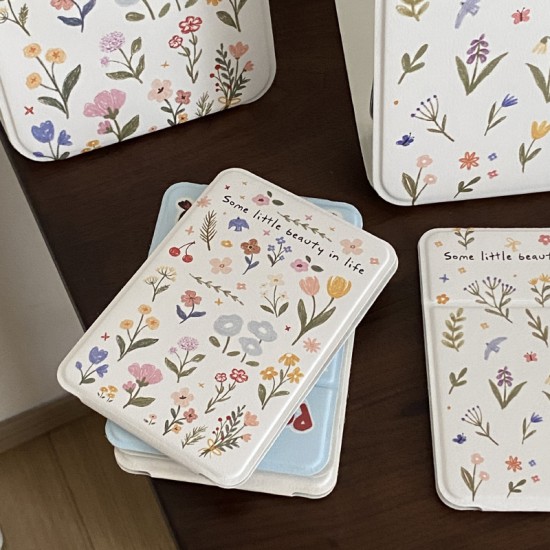 Homemade retro French spring flower makeup mirror, portable folding mirror, desktop flower vanity mirror. Homemade retro French spring flower makeup mirror, portable folding mirror, desktop flower vanity mirror.