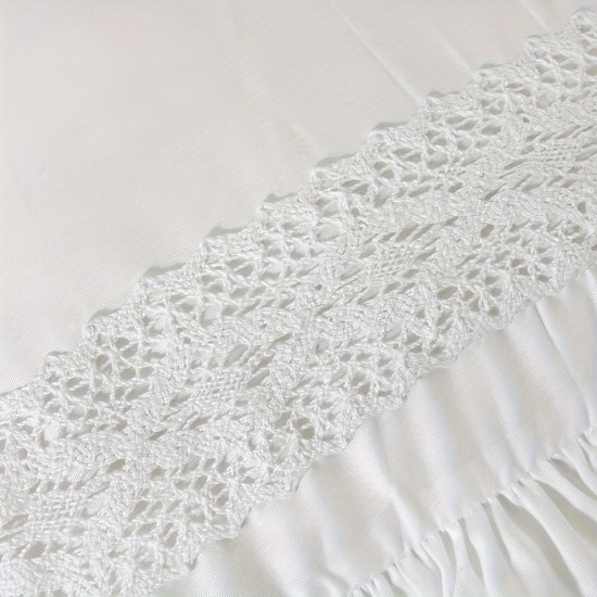 Cross-border American tassel retro table runner, pastoral coffee table, dining table, sideboard, lace table runner. Cross-border American tassel retro table runner, pastoral coffee table, dining table, sideboard, lace table runner.
