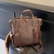 Cross-border retro women's backpack, large-capacity, casual, versatile, commuter schoolbag, street-fashion, high-end travel backpack