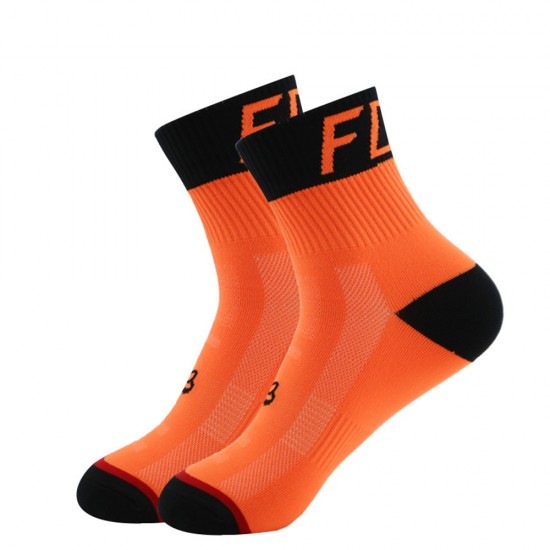 New men's and women's cycling socks, breathable outdoor basketball socks for foot protection, cycling and running, and sweat-wicking football socks New men's and women's cycling socks, breathable outdoor basketball socks for foot protection, cycling and running, and sweat-wicking football socks