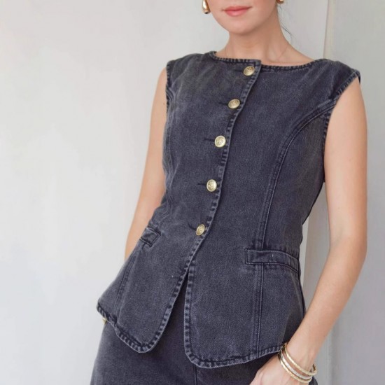 2025 fashionable washed sleeveless vest and trousers set, high-waisted, slimming, wide-leg denim trousers for women.