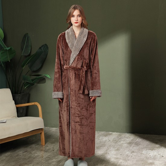 Comfortable Cotton Fleece Nightgown with Jacquard Outer Layer Arctic fleece bathrobes with inner layers. European and American double-layered, thickened, and long pajamas.