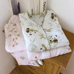 Autumn and winter couple's pajamas, German fleece, warm long sleeves, men and women's wide fleece, loose, plus-size loungewear two-piece set.