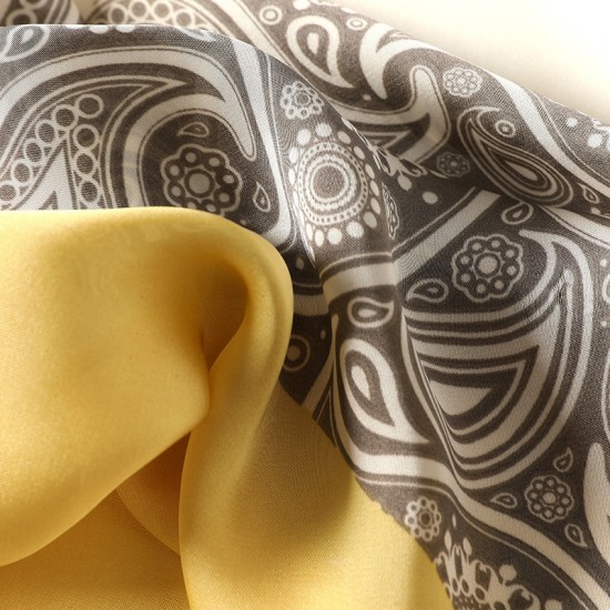 Simulated silk scarf, spring 2025 new cashew diagonal print, 70cm square scarf, fashionable floral scarf wholesale