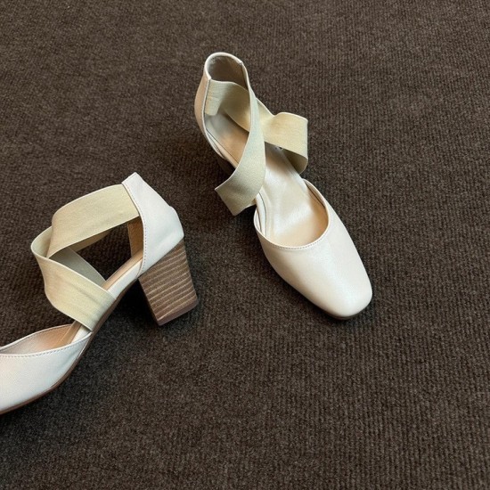 New retro, versatile ballet high heels, women's block heels, cross-strap, hollow, casual closed-toe sandals. New retro, versatile ballet high heels, women's block heels, cross-strap, hollow, casual closed-toe sandals.