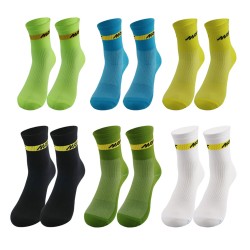 Women's spring and autumn mid-calf socks, deodorizing, sweat-wicking, loose fit, and versatile, boneless women's socks from Japan and Korea.