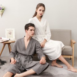 Year-End Thin Summer Waffle Bathrobe for Women Simple V-Neck Three-Quarter Sleeve Absorbent Couple's Nightgown for Spring and Autumn