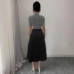 Striped contrasting turtleneck midi skirts for women, elegant slimming and flattering two-piece commuter suits.