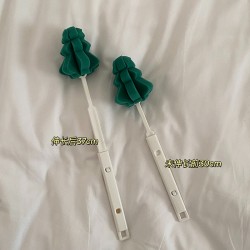 Cartoon Christmas tree cup brush, creative retractable pine sponge long-handled cup brush, bottle brush, convenient and hangable for home use.