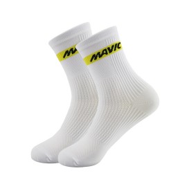 Women's spring and autumn mid-calf socks, deodorizing, sweat-wicking, loose fit, and versatile, boneless women's socks from Japan and Korea.