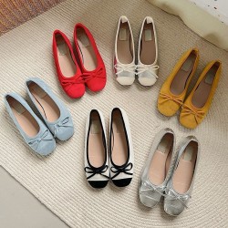 Chanel-style summer sandals for women, 2023 new style, pointed-toe, stiletto, closed-toe, single-strap French-style high heels.