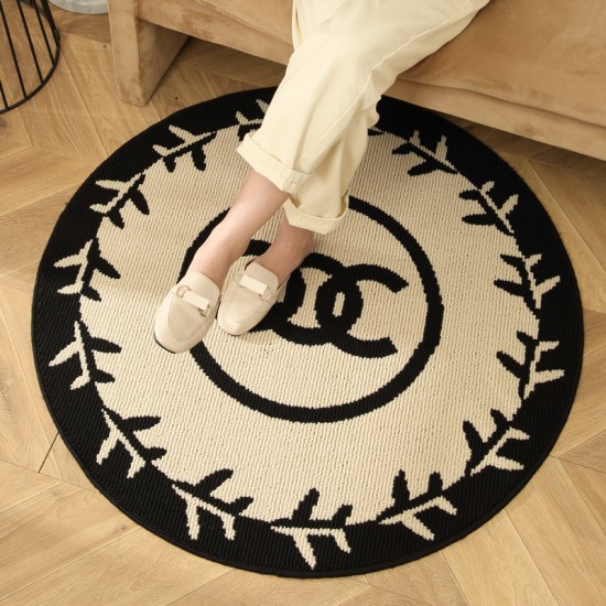 Used, ultra-soft, thickened, machine-washable bathroom mats, non-slip, for bathrooms, bedroom bedside rugs, and entrance mats.