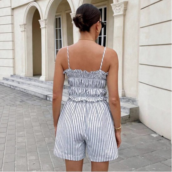 Cross-border European and American women's clothing: 2025 spring/summer stylish striped short top and bottom set. Cross-border European and American women's clothing: 2025 spring/summer stylish striped short top and bottom set.