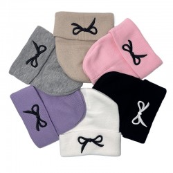 New cross-border knitted hats for women, fashionable and versatile, autumn and winter, Korean-style outdoor bow embroidered wool hats.