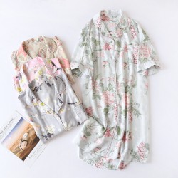 New men's pajamas, pure cotton double-layer gauze, thin short-sleeved, plaid, soft, loose loungewear two-piece set.