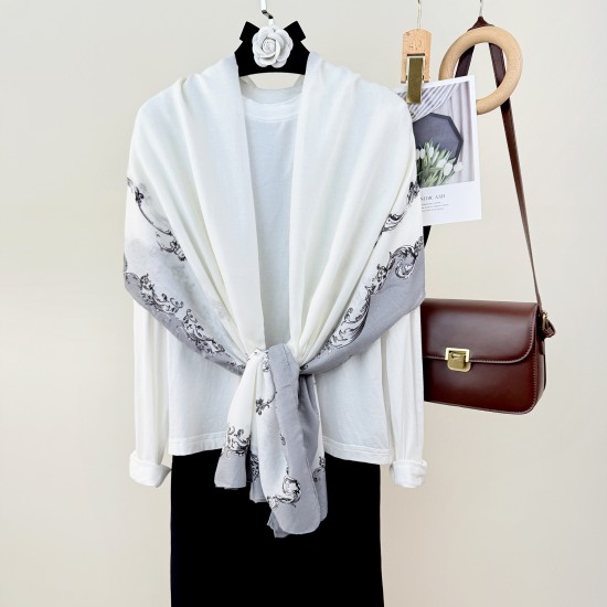 Insta-style retro print, fashionable cotton and linen long scarf, cross-border, spring and autumn travel outerwear for women.