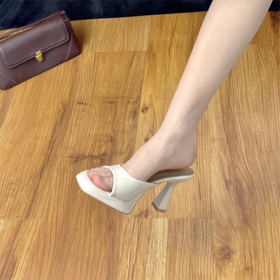Red single-strap, single-strap, patent leather, stiletto-heeled, versatile, pointed-toe sandals for women