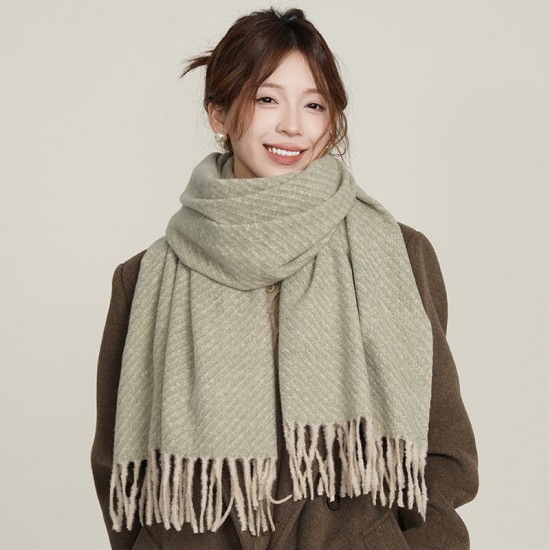 Autumn/winter, an intellectual, elegant, high-end twill scarf, a trendy, Japanese and Korean fashion faux cashmere tassel shawl for women.