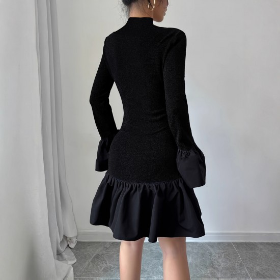 New Autumn and Winter 2025 Elegant Slim Fit Miniskirt: Fashionable Elegant Bell Sleeve, Floral Half-High Neck Spliced Dress for Women New Autumn and Winter 2025 Elegant Slim Fit Miniskirt: Fashionable Elegant Bell Sleeve, Floral Half-High Neck Spliced Dress for Women