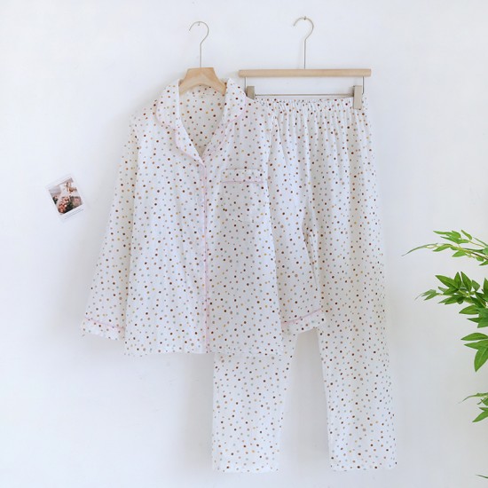 Women's Pajamas, Pure Cotton Plaid Air-layer quilted couple's thickened, warm autumn and winter loungewear, loose and casual trousers. Women's Pajamas, Pure Cotton Plaid Air-layer quilted couple's thickened, warm autumn and winter loungewear, loose and casual trousers.