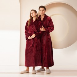 Thick, warm flannel couple's bathrobe for women, long, winter coral fleece bathrobe for men, plus size (200 catties).
