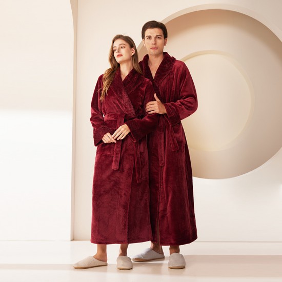 Thick, warm flannel couple's bathrobe for women, long, winter coral fleece bathrobe for men, plus size (200 catties).