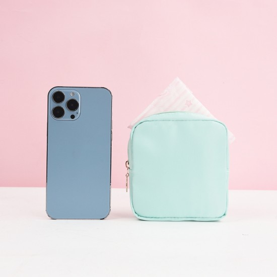 Sanitary napkin storage bag, portable menstrual pad storage bag, large capacity sanitary napkin and menstrual pad bag