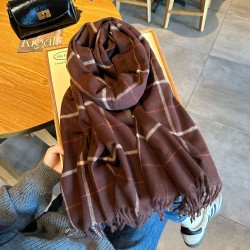 Autumn and winter retro student casual Korean-style square plaid neck scarf for women, warm, soft, thickened lines, and checkered tassels. Scarves