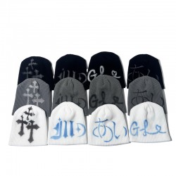 New cross-border Korean-style, 2K sweet and cool hot girl hats with European, American, Japanese, and Sanskrit lettering, street graffiti knitted hats for men and women.