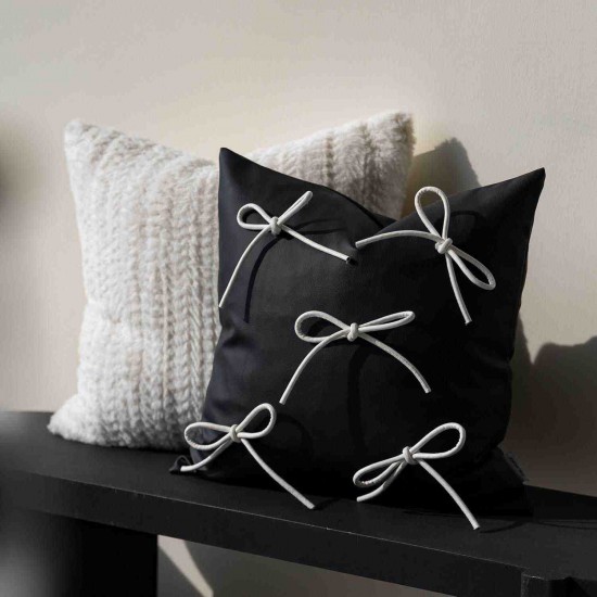 Black and white bow wabi-sabi modern minimalist luxury pillow, influencer homestay bedroom cushion, bay window sofa cushion cover