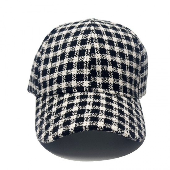 Autumn and Winter Wool Plaid Retro Millennial New, fashionable, warm, and stylish British-style baseball caps for men and women, factory wholesale.