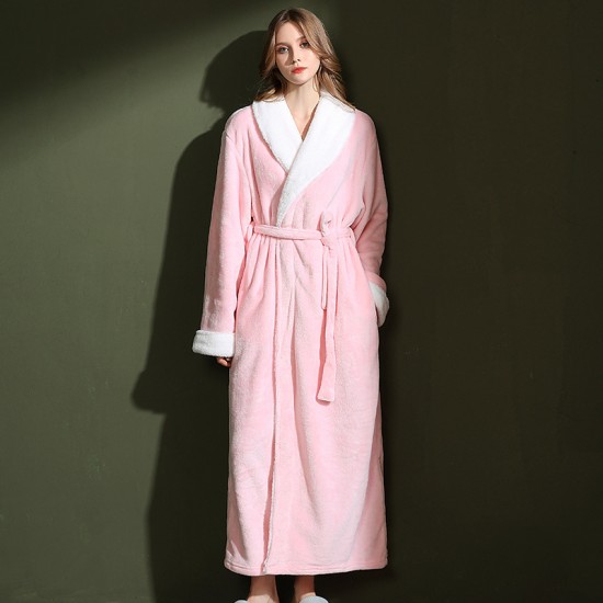 Comfortable Cotton Fleece Nightgown with Jacquard Outer Layer Arctic fleece bathrobes with inner layers. European and American double-layered, thickened, and long pajamas.