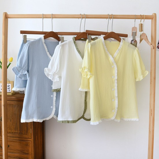 New women's nightgown, pure cotton washed cotton gauze long-sleeved bath skirt, mid-length crepe, spring and autumn loose loungewear. New women's nightgown, pure cotton washed cotton gauze long-sleeved bath skirt, mid-length crepe, spring and autumn loose loungewear.