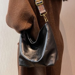 Ethnic style backpack, new style, double-layer zipper, casual and personalized straw backpack for women