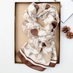 Artistic fashionable creative cotton and linen long scarves spring and autumn women's stylish retro floral print outerwear shawls.