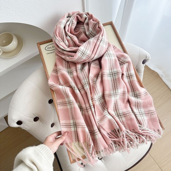 Gentle, luxurious plaid scarf for women in autumn and winter, with a dry rose pink faux cashmere tassel, wholesale.