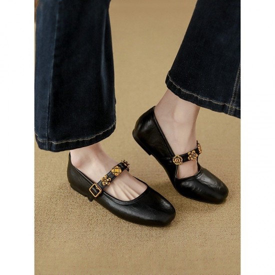 French bow square-toe wedge sandals, 2025 summer new style, fairy-style, dress-matching, single-strap high heels for outdoor wear. French bow square-toe wedge sandals, 2025 summer new style, fairy-style, dress-matching, single-strap high heels for outdoor wear.