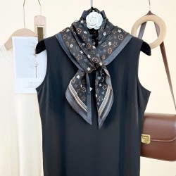 Light Luxury Retro Star Floral Print Scarf Korean Trendy Design Women's Fashion Thin Shawl INS Style Light Luxury Retro Star Floral Print Scarf Korean Trendy Design Women's Fashion Thin Shawl INS Style